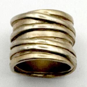 Kenneth Cole Ring Fashion Costume Jewelry KC Modern Retro Gold 6.25 Size 6 1/4